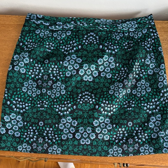 Floral banana republic Skirt - Picture 7 of 7